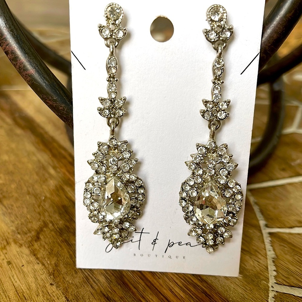Gorgeous evening statement earrings